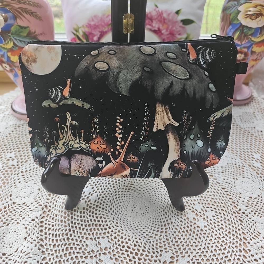 Mushroom Cosmetic Bag/Travel Bag With Snals New